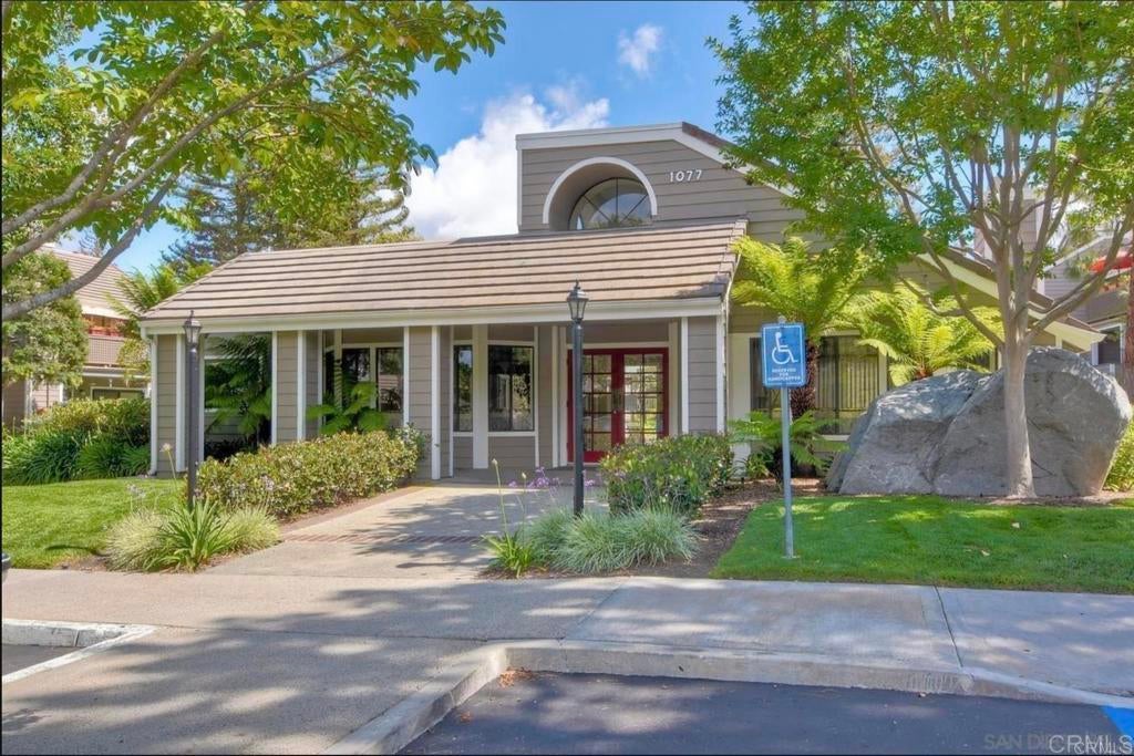 1083 Shadowridge Drive 100