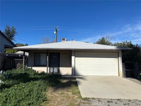 Photo of 33195 Schaper St, Lake Elsinore, CA 92530 (MLS # OC26043807)