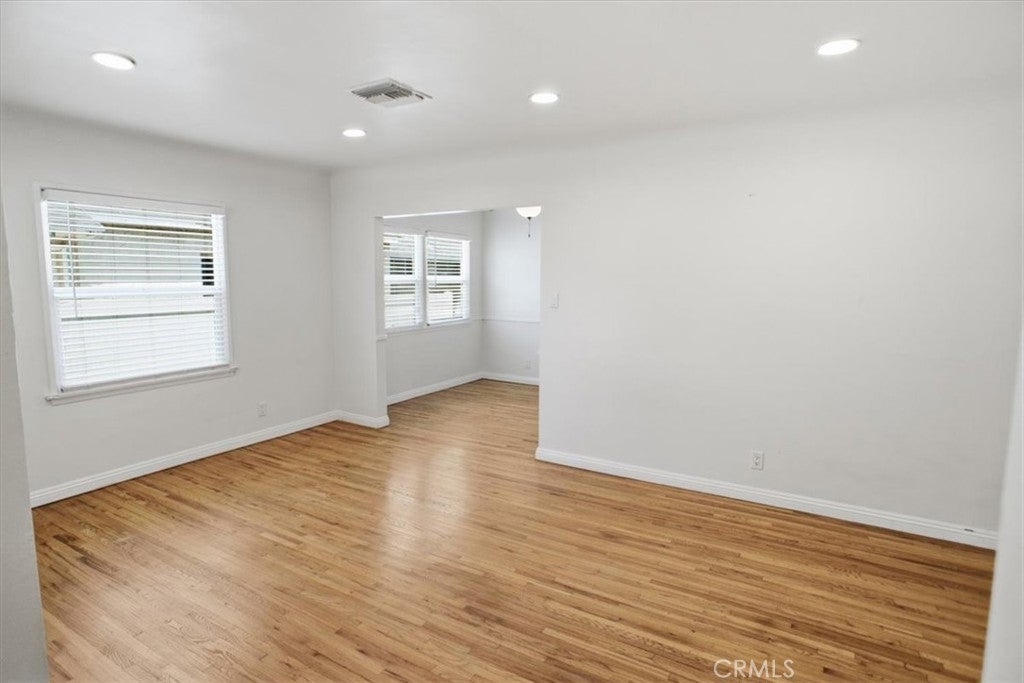 1440 N Evergreen