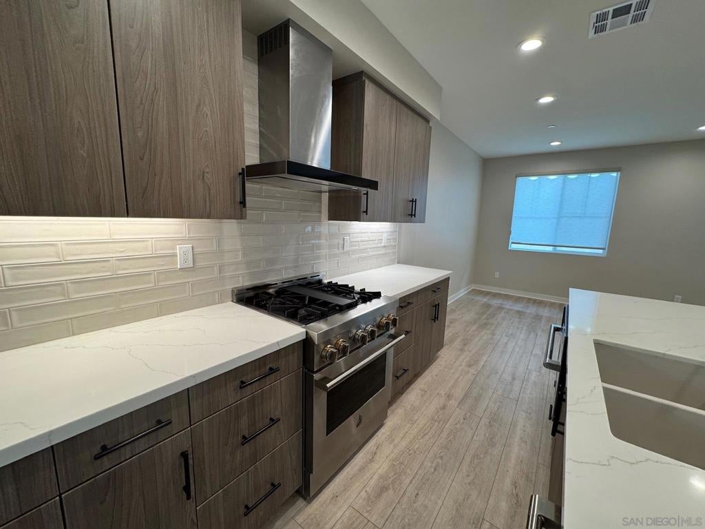 13122 Lumen Way