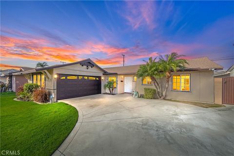 Photo of 6601 Chapman Avenue, Garden Grove, CA 92845 (MLS # PW25253351)
