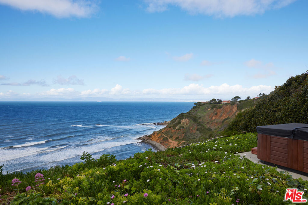 1115 W Palos Verdes Drive