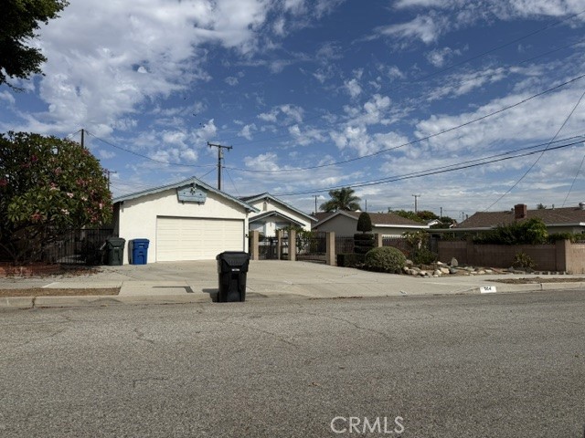 904 N Azalea Drive