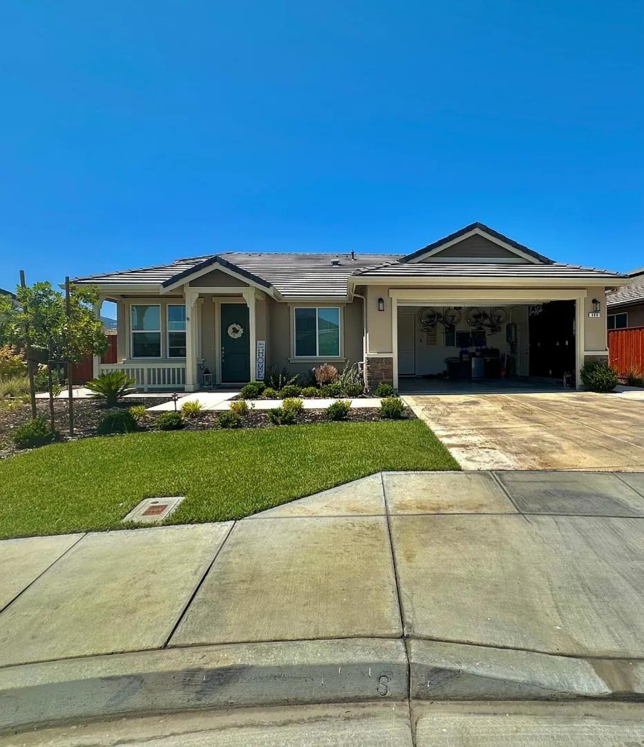NEW LISTING COMING SOON..Discover this stunning home perfectly situated on a large lot, offering space, comfort, and style. New cabinets throughout the home create a fresh, modern feel, while thoughtful finishes selected by you to elevate every room. This floor plan provides a seamless great room, kitchen living space and 3BD/2 Bths. This home showcases a great open and very nice upgrades that include quartz countertops. Beautiful View Back Yard And Quite And Privacy. Spanning 1,814 square feet, this residence offers a functional layout ideal for comfortable living.