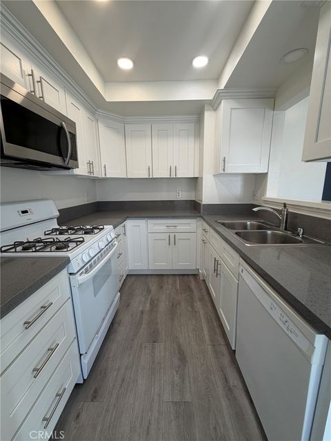 Photo of 4782 James Cir, Huntington Beach, CA 92649 (MLS # OC26089293)