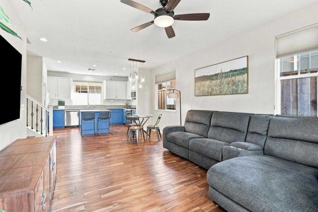 403 Pioneer Lane