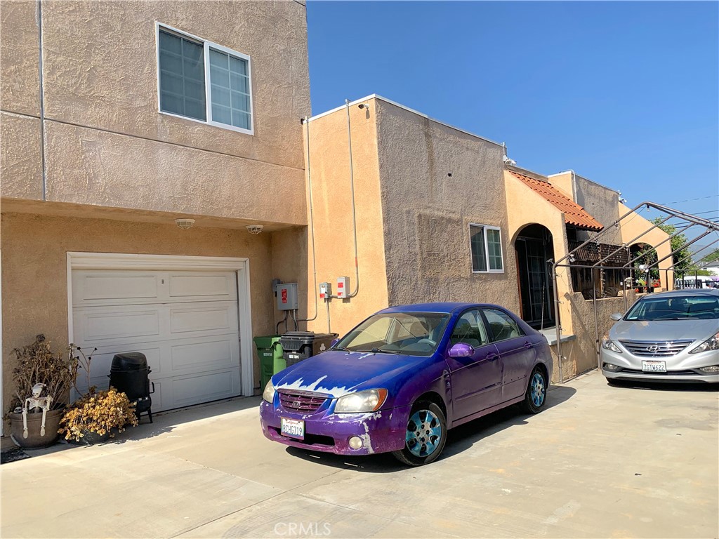 Properties 4 6417 Troost Avenue