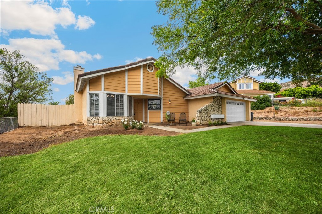 Properties 2 11324 Reid Court