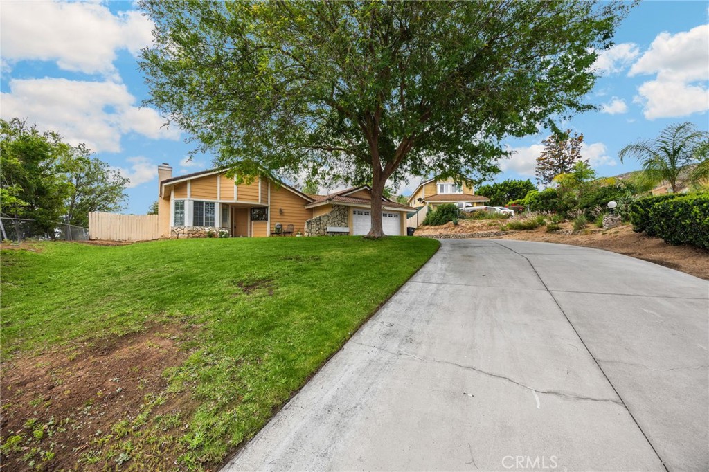 Properties 1 11324 Reid Court