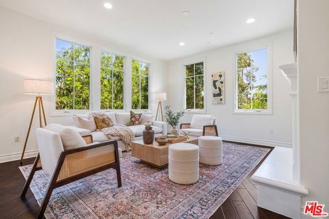 6241 Crescent Park 201 Playa Vista CA 90094