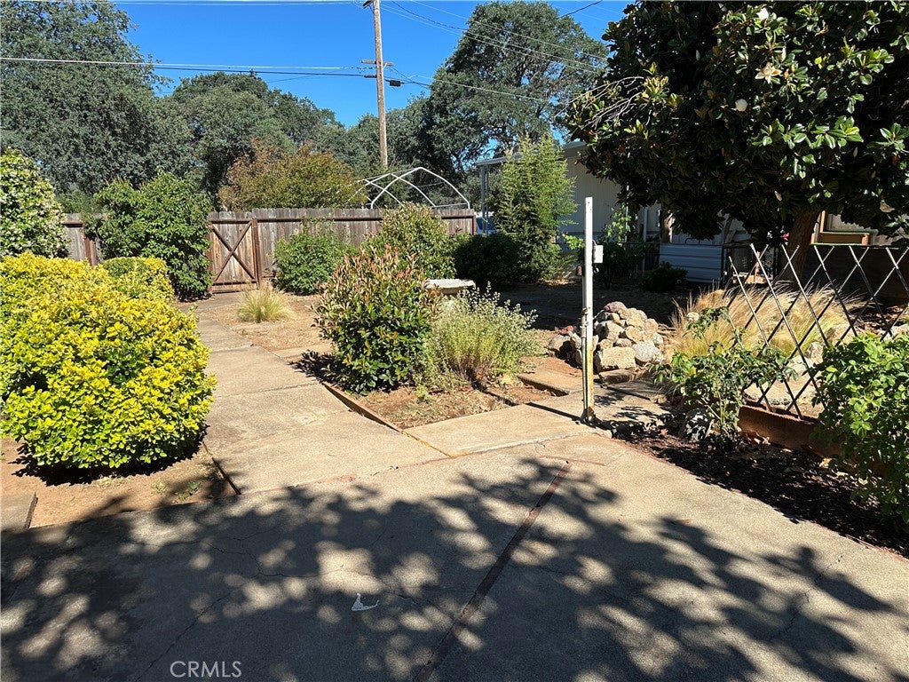 5647 Jones