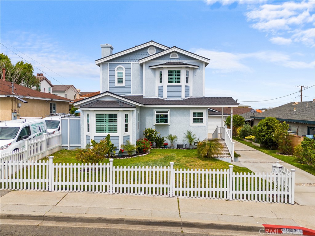1917 Plant Avenue