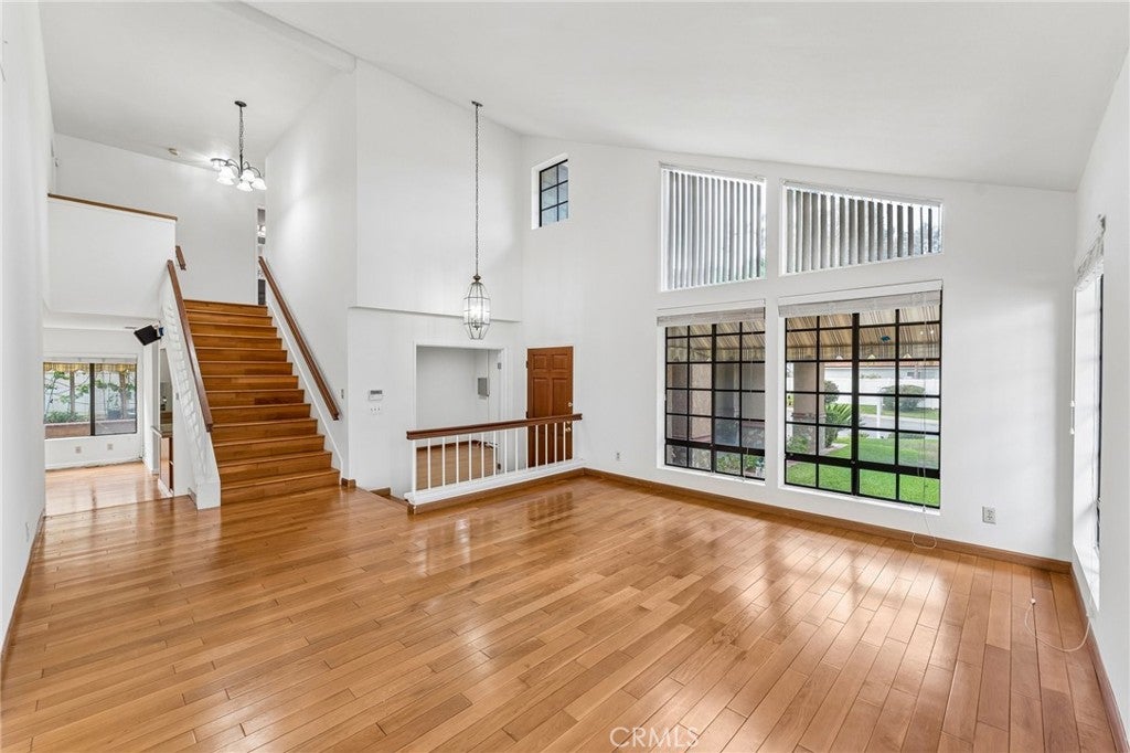 16 Sunset Ridge