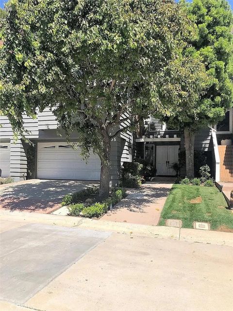 Photo of 4735 Club View Dr. DR, Westlake Village, CA 91362 (MLS # SR26099751)