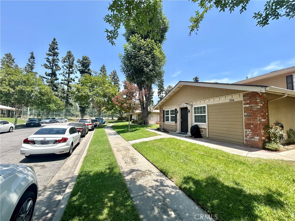 994 W Calle De Cielo 1