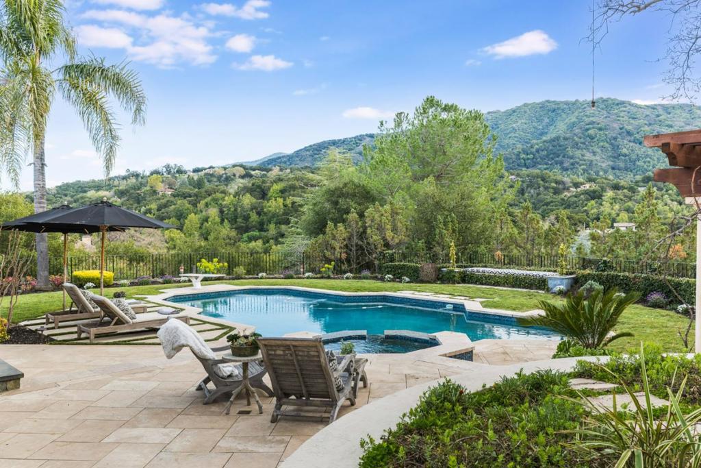 15715 Gum Tree Lane