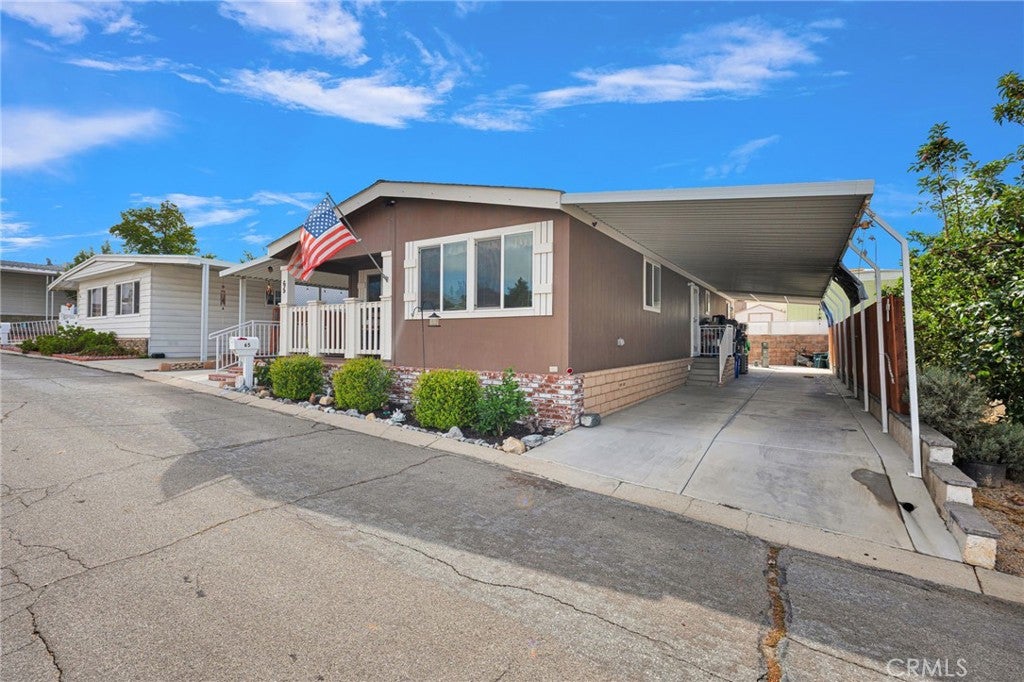10320 Calimesa Boulevard 65