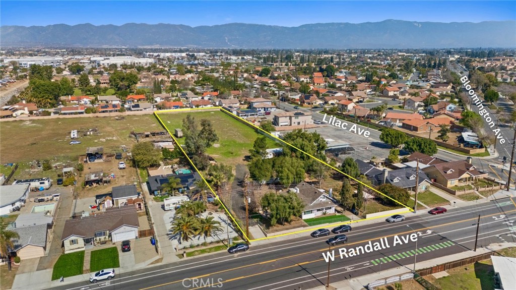 520 W Randall Avenue