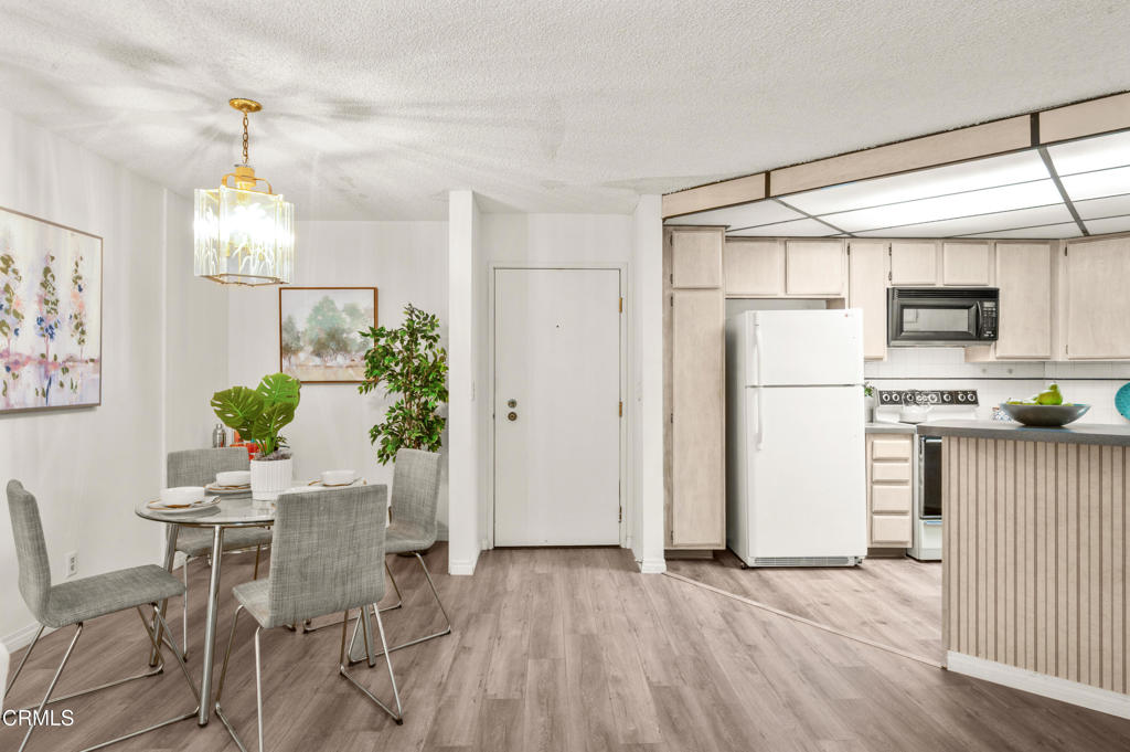 4260 Via Arbolada 330