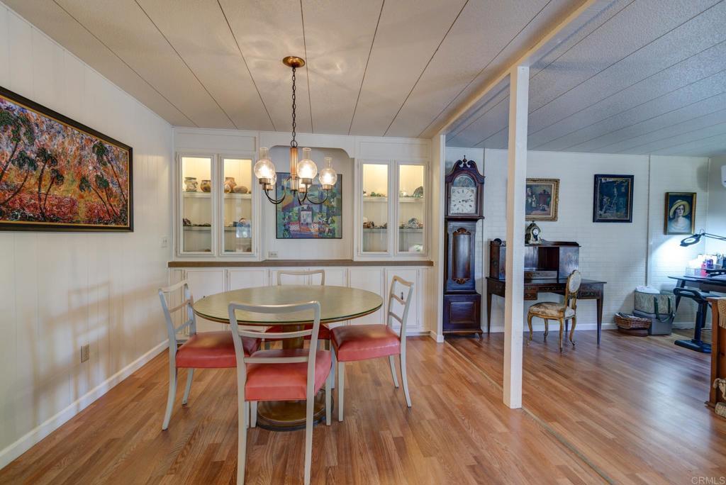 1010 Palm Canyon Drive 35