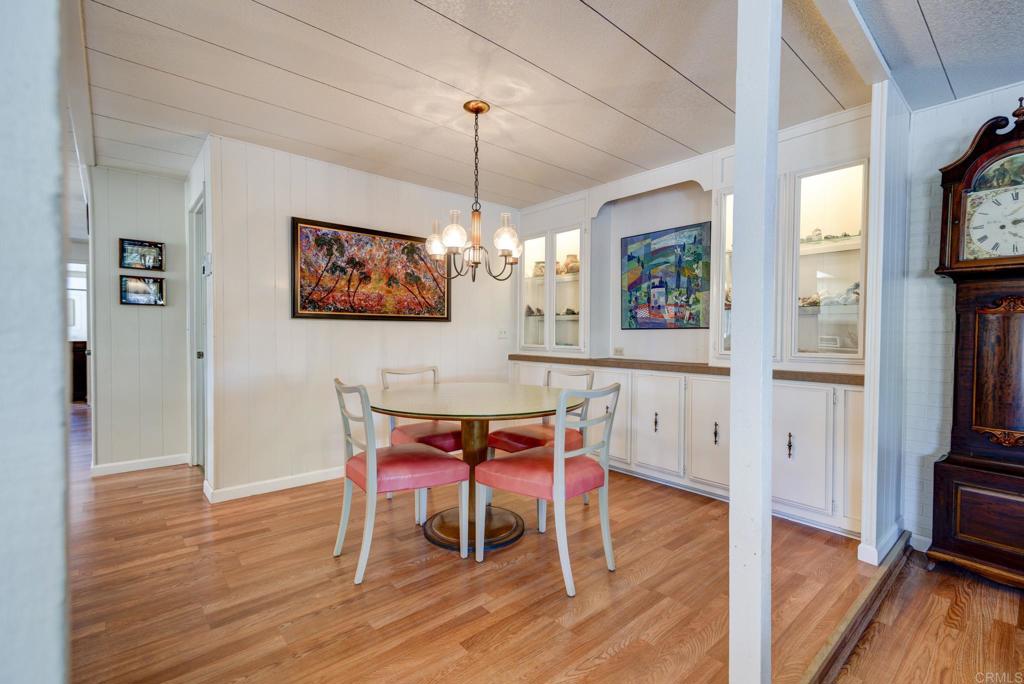 1010 Palm Canyon Drive 35