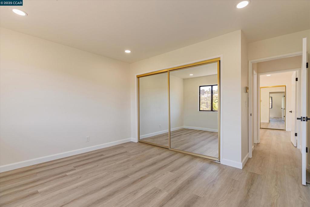 HAYWARD HILLS - Residential