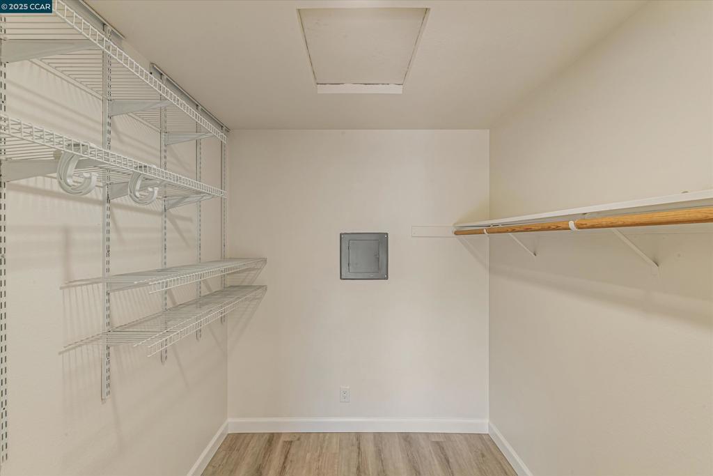 HAYWARD HILLS - Residential