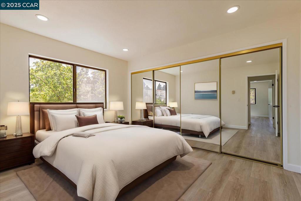 HAYWARD HILLS - Residential