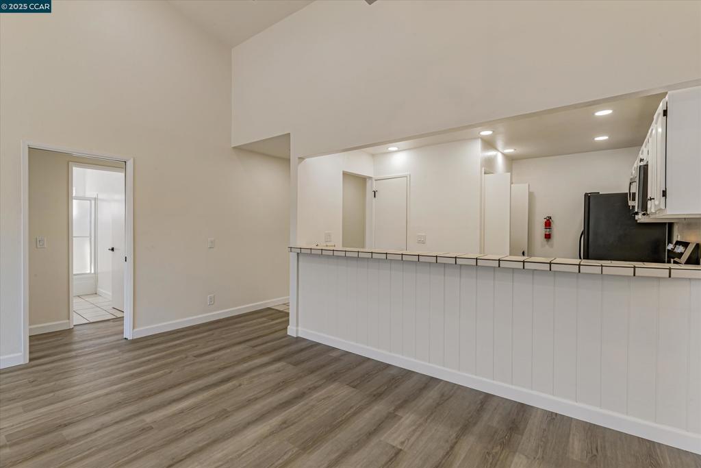 HAYWARD HILLS - Residential