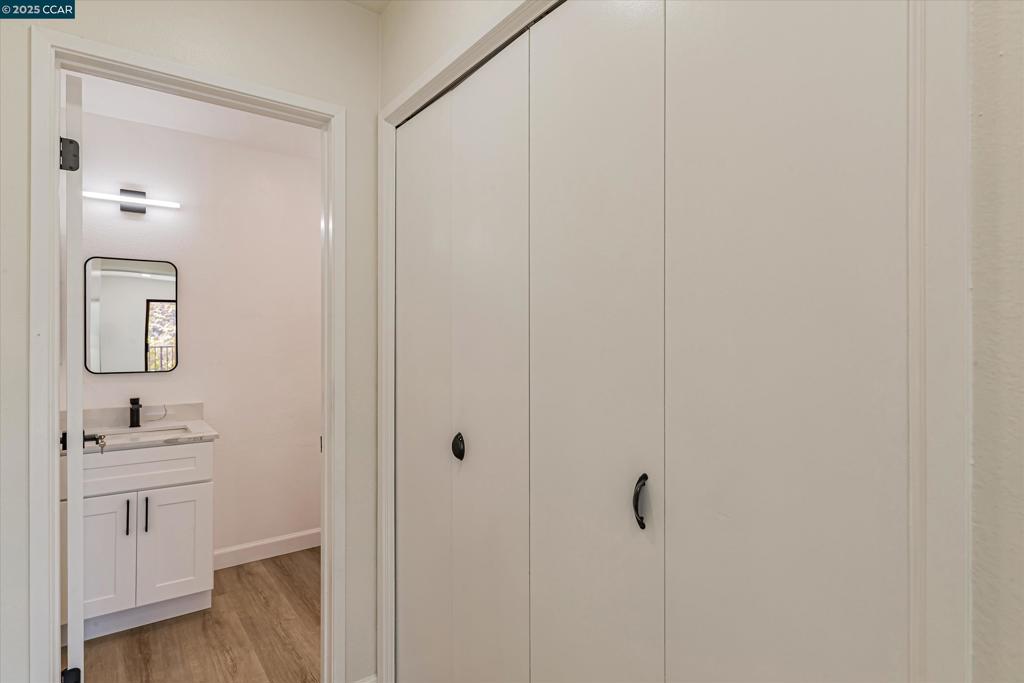 HAYWARD HILLS - Residential