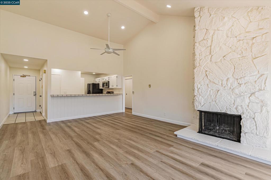 HAYWARD HILLS - Residential