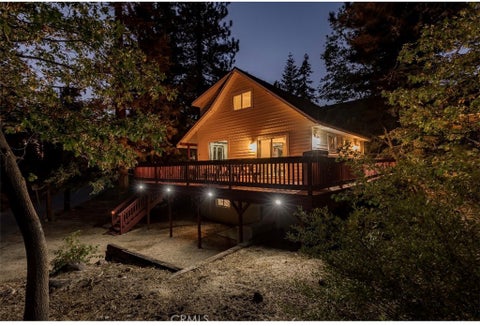 Photo of 33314 Falling Leaf DR, Green Valley Lake, CA 92341 (MLS # DW26166760)