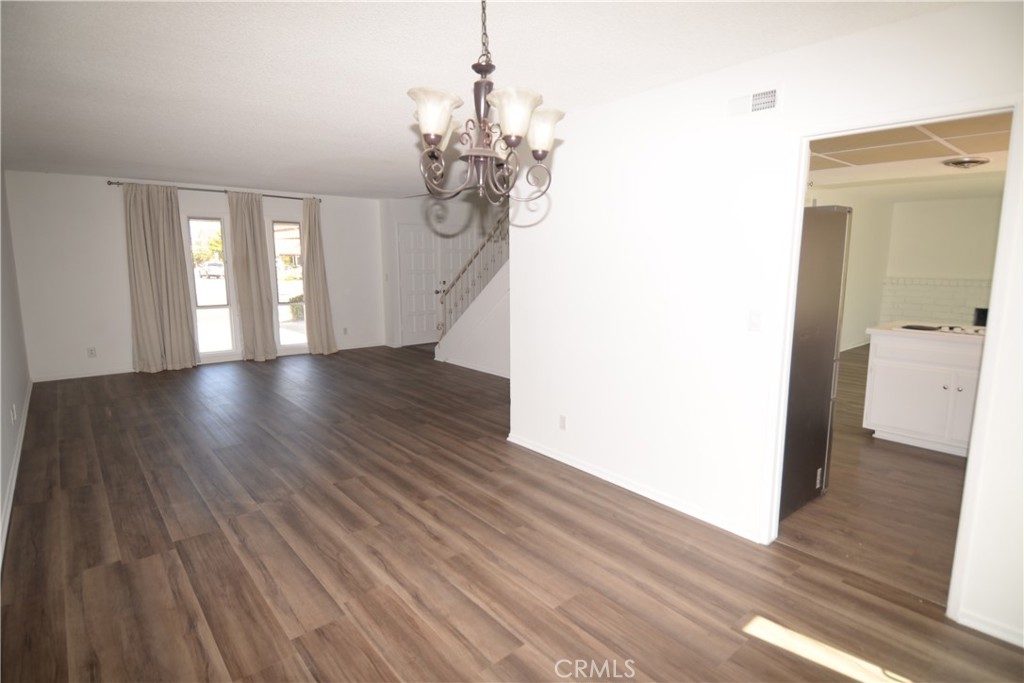 21081 Strathmoor Lane