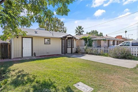 Photo of 13919 Highway Avenue, CA 93202 (MLS # FR25235366)