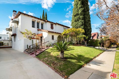 Photo of 119 N Orange Drive, Los Angeles, CA 90036 (MLS # 26748773)