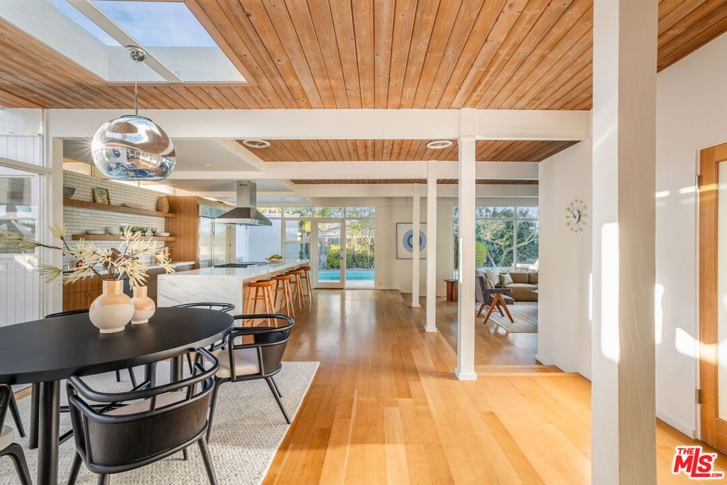 3534 Scadlock Lane