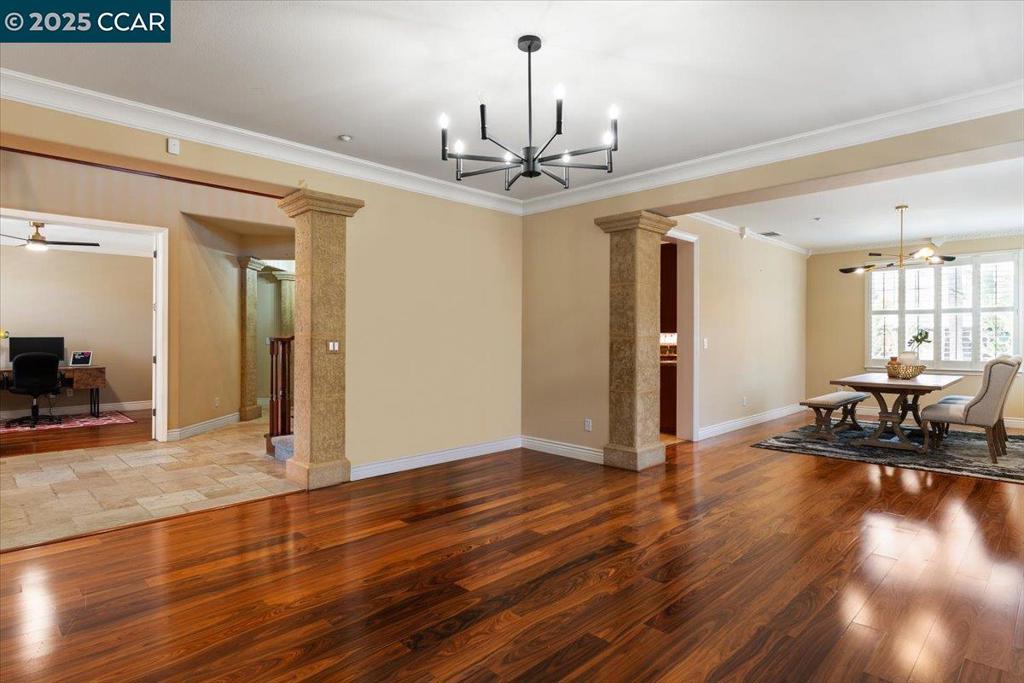 1669 Albani Place