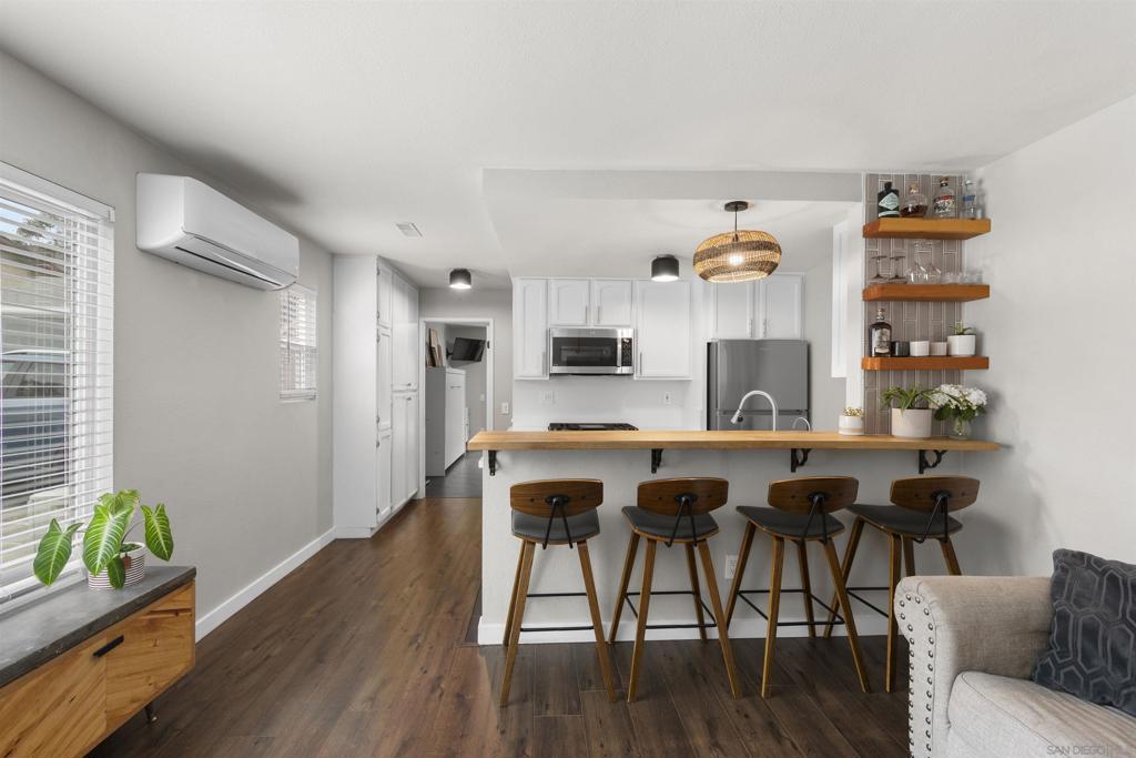3338 Herman Ave 5