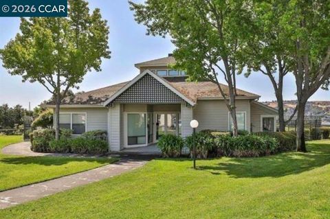 Photo of 1201 Glen Cove Pkwy Pkwy #1801, Vallejo, CA 94591 (MLS # 41133114)