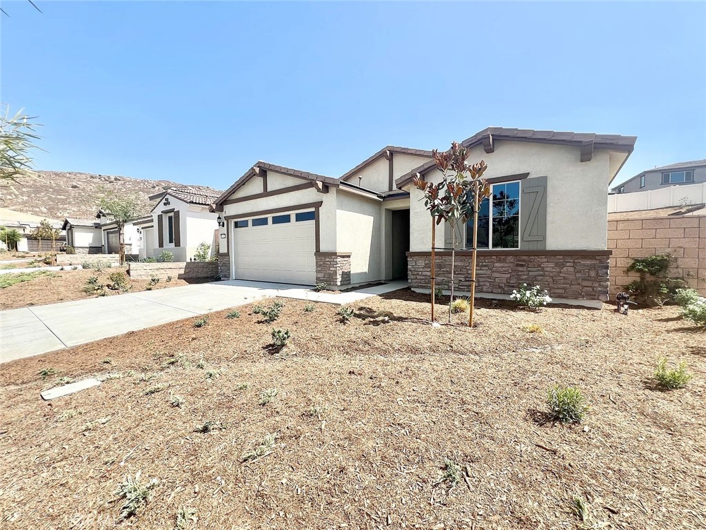 8285 Tristan Ln