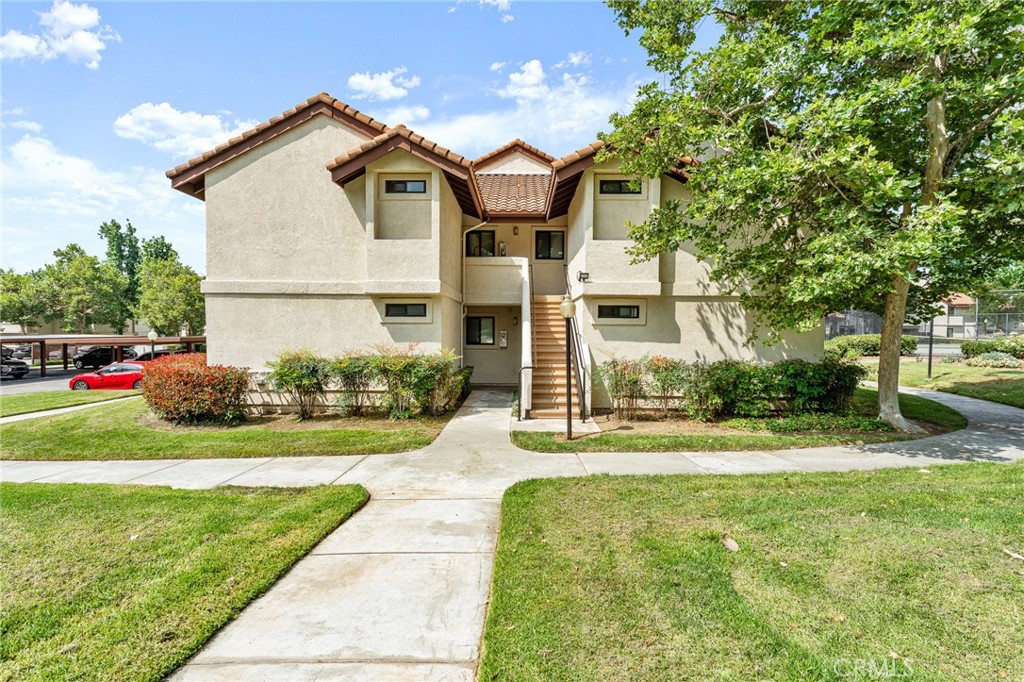 **Charming2 Bedroom Condo in Gated Community!**
Welcome to 8313 Vineyard Ave. Unit6, a beautifully updated 2 bedroom,2 bathroom condo located in a gated community in Rancho Cucamonga. This condo has been meticulously maintained and updated, featuring a remodeled kitchen with modern appliances and granite counter tops. The bathrooms have also been remodeled, providing a relaxing atmosphere.
The interior of the condo has been freshly painted, giving it a bright and airy feel. The new flooring throughout the unit adds to its modern and sleek look.
One of the standout features of this condo is its large balcony, perfect for enjoying the fresh air and taking in the surrounding views. Imagine sipping your morning coffee or enjoying a glass of wine in the evening on your private balcony.
This condo is located in a gated community, providing a secure and private living environment. With its prime location in Rancho Cucamonga, you'll be close to shopping, dining, and entertainment options.
**Don't miss out on this great opportunity!** Schedule a showing today to see this charming condo for yourself.