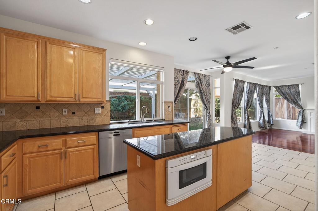 New Traditions 8 - 405708 - Residential Lease