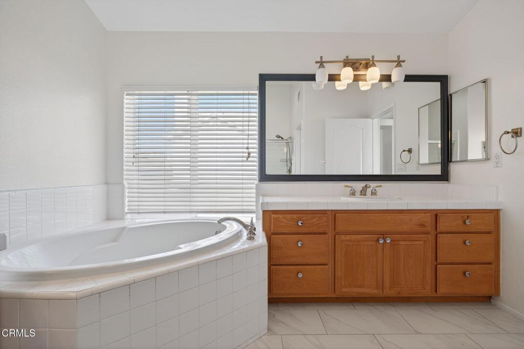 New Traditions 8 - 405708 - Residential Lease