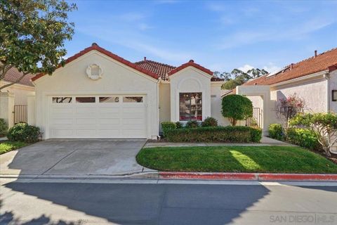 Photo of 12141 Iron View Row, San Diego, CA 92128 (MLS # 260006445SD)