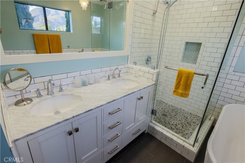 Tiny photo for 222 N Rose ST #210, Burbank, CA 91505 (MLS # SR26224729)