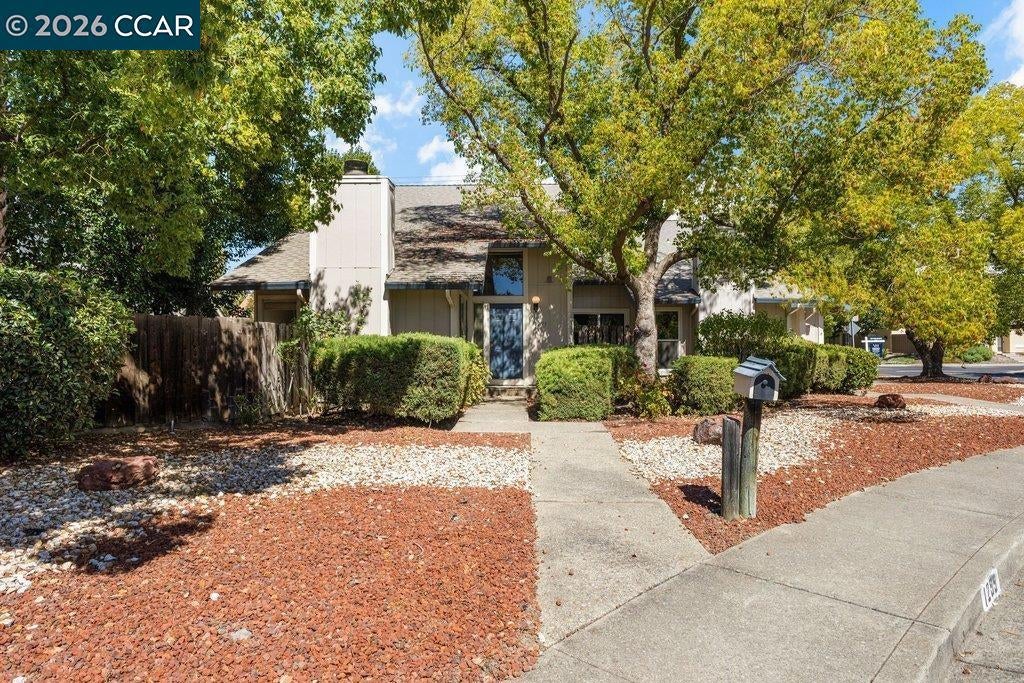 1299 Sheppard Ct