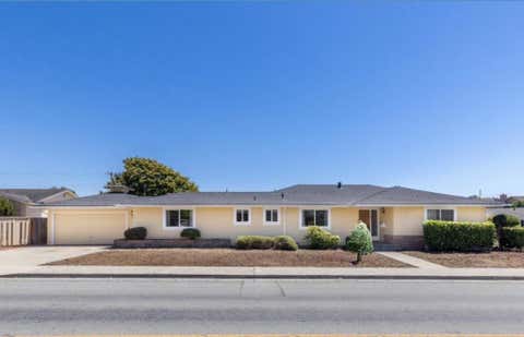 Photo of 729 Martinelli Street, Watsonville, CA 95076 (MLS # ML82052193)