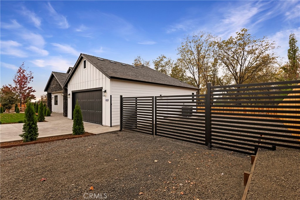 5085 Country Club Drive