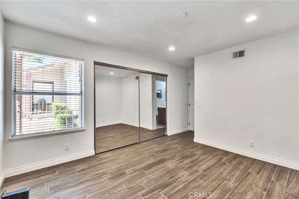 Corona - Residential