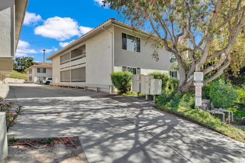 Photo of 2308 Altisma Way Way #118, Carlsbad, CA 92009 (MLS # 260006054SD)